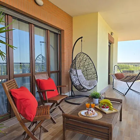 Golden Hour - Panoramic Terrace Apartment Fiumicino