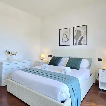 Golden Hour - Panoramic Terrace Fiumicino